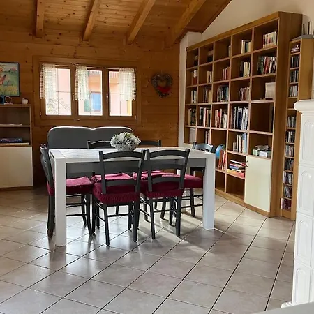 Dolomitiwoodyhouse בית נופש Limana