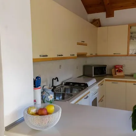 בית נופש Dolomitiwoodyhouse *