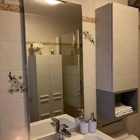 Dolomitiwoodyhouse בית נופש